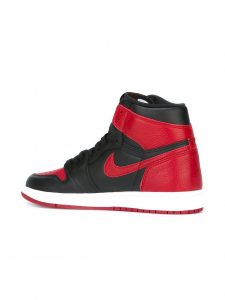 Air Jordan 1 Retro High OG Banned sneakers - الصورة 2