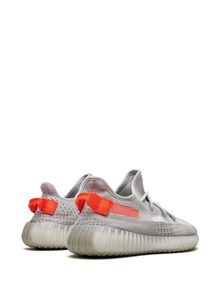⁦Yeezy Boost 350 V2 "Tail Light" sneakers⁩ - الصورة ⁦2⁩