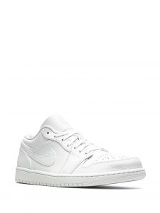 Air Jordan 1 "Triple White" sneakers - الصورة 3