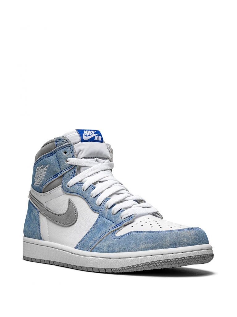 ⁦Air Jordan 1 Retro High "Hyper Royal" sneakers⁩ - الصورة ⁦2⁩