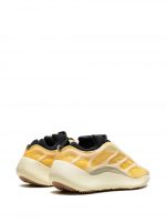 Yeezy 700 V3 "Safflower" sneakers - الصورة 2