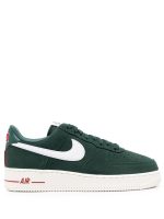 low-top sneakers