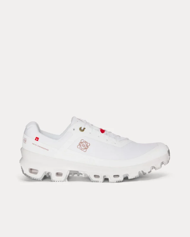 loewe x on running cloudventure nylon white running shoes 1 jpg jpg ab788622 10f5 4313 91ae af38ba4ac496 1200x