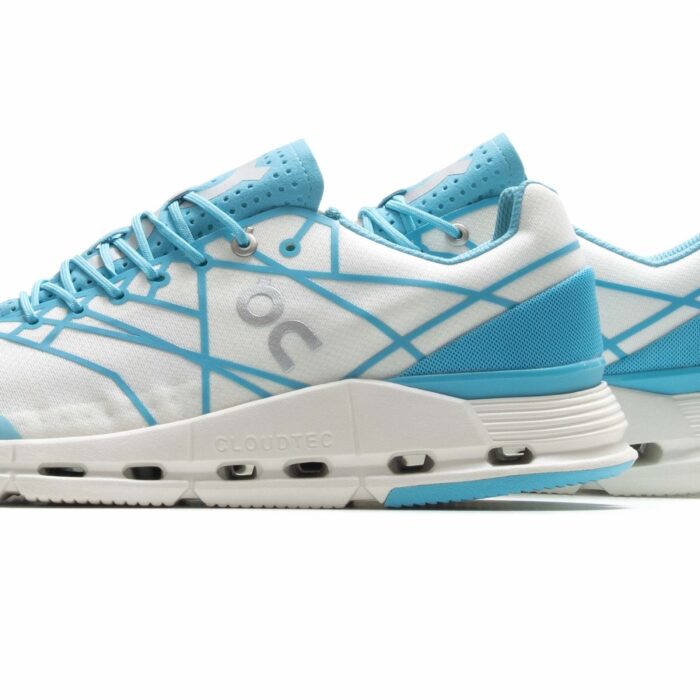 on-cloudnova-z5-white-cyan-2698382-4 On Running اون راننج - الصورة 4