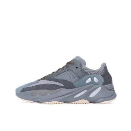 Yeezy Boost 700