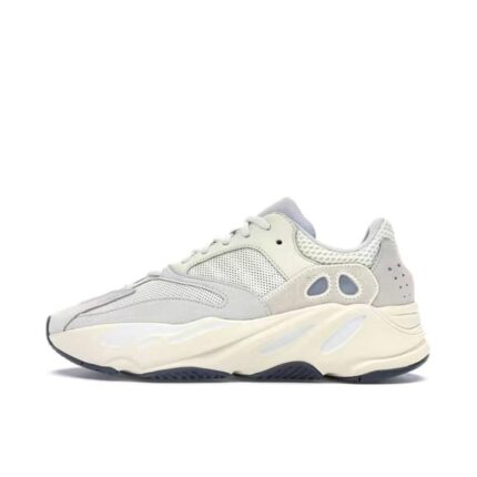 Yeezy Boost 700