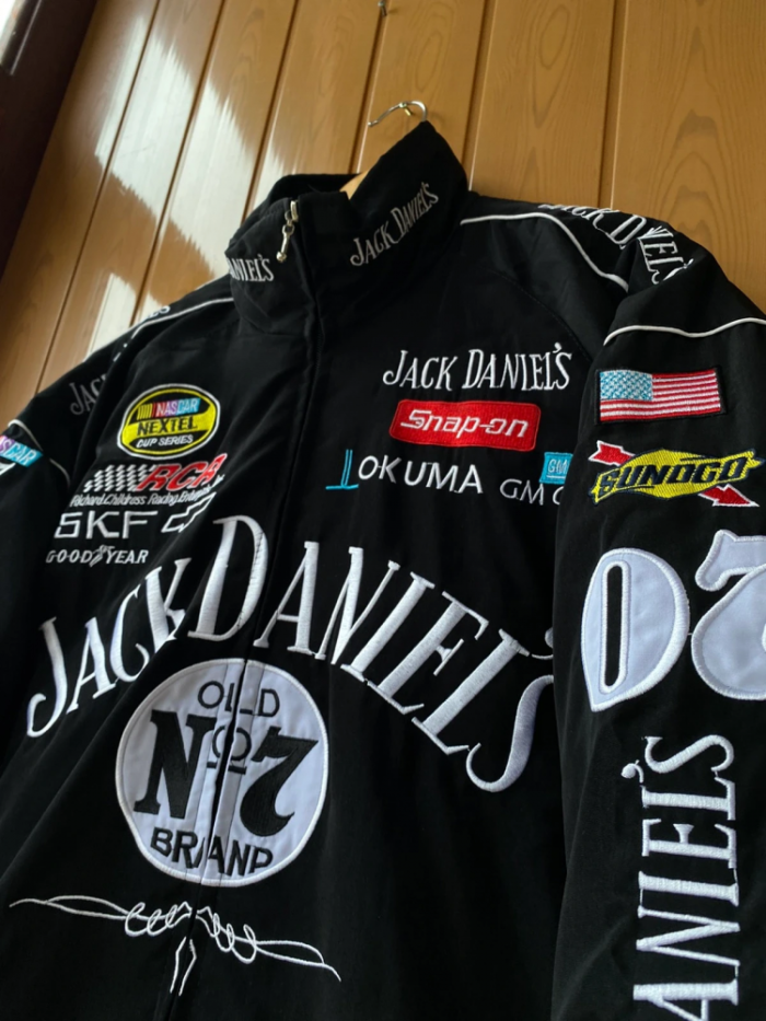 byQys8RtefcW2VMvmPX6ShWZHf7ElixLS16zPL48 جاك دنزل جاكيت jack daniels racing vintage jacket - الصورة 4