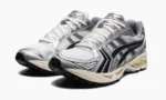 asics اسيكس - الصورة 3