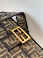 شنطة فندي FENDI - الصورة 7