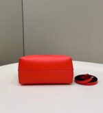 شنطة فندي FENDI - الصورة 2