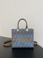 شنطة فندي FENDI - الصورة 5
