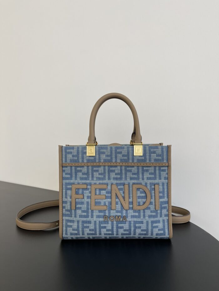 ⁦شنطة فندي FENDI⁩ - الصورة ⁦5⁩