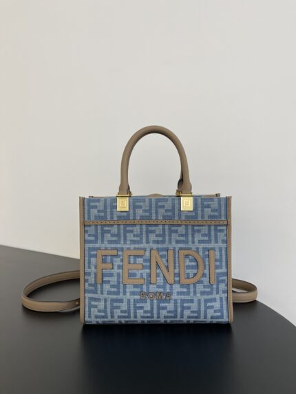 شنطة فندي FENDI
