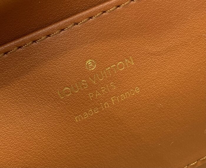 ⁦شنطة لويس فيتون LV⁩ - الصورة ⁦3⁩