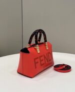 شنطة فندي FENDI - الصورة 3