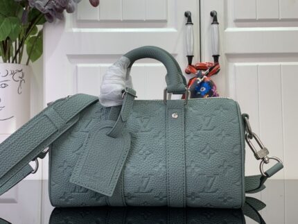 شنطة لويس فيتون LV