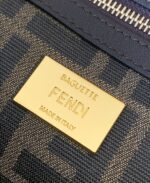 شنطة فندي FENDI - الصورة 6