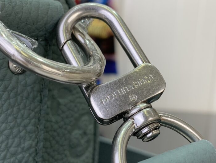 9668bb8d شنطة لويس فيتون LV - الصورة 5