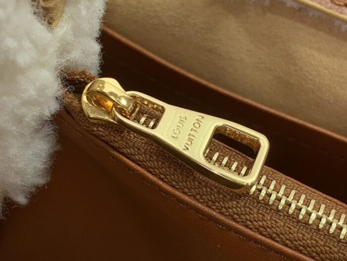 ⁦شنطة لويس فيتون LV⁩ - الصورة ⁦9⁩