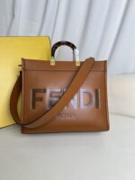 شنطة فندي FENDI - الصورة 8