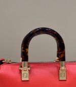 شنطة فندي FENDI - الصورة 9