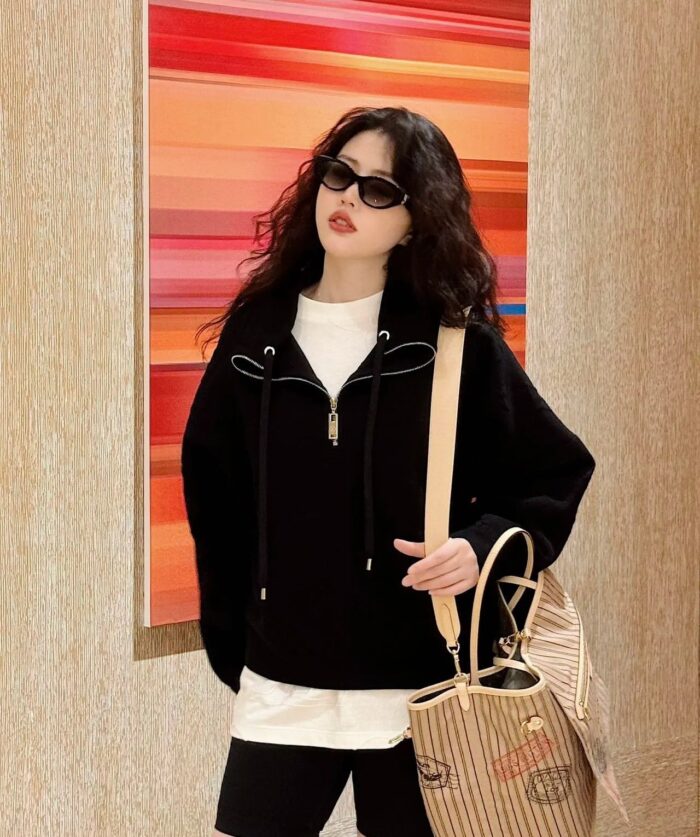 ⁦شنطة لويس فيتون LV⁩ - الصورة ⁦8⁩