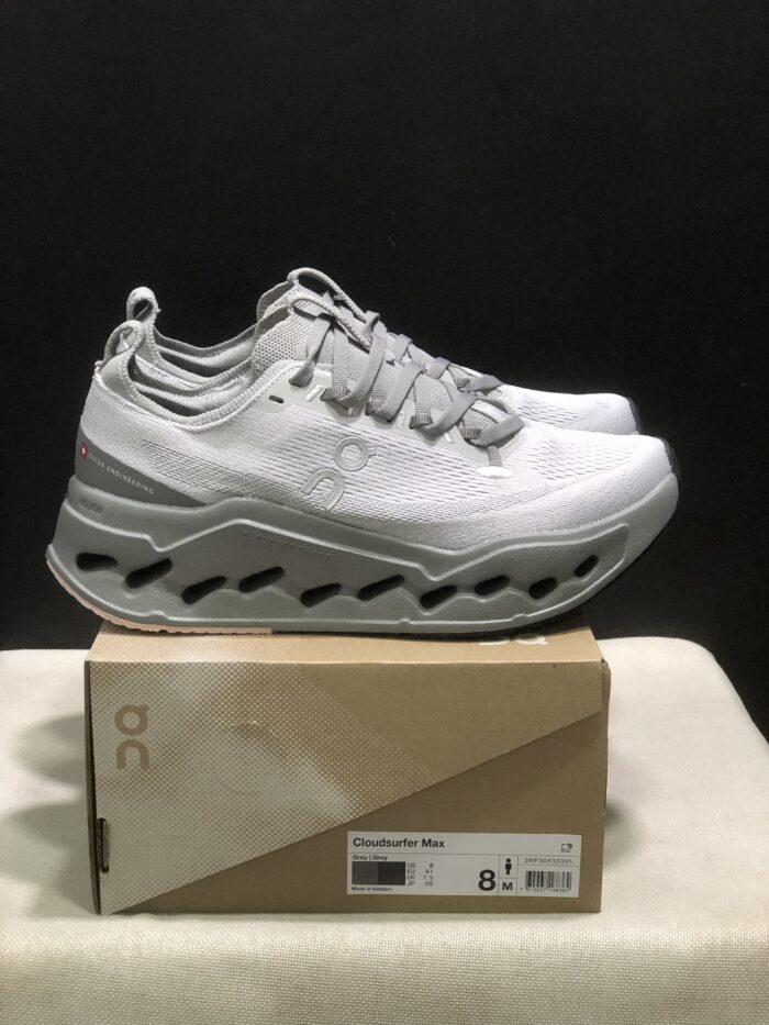 ⁦حذاء On Running اون رانينج فضي⁩ - الصورة ⁦4⁩