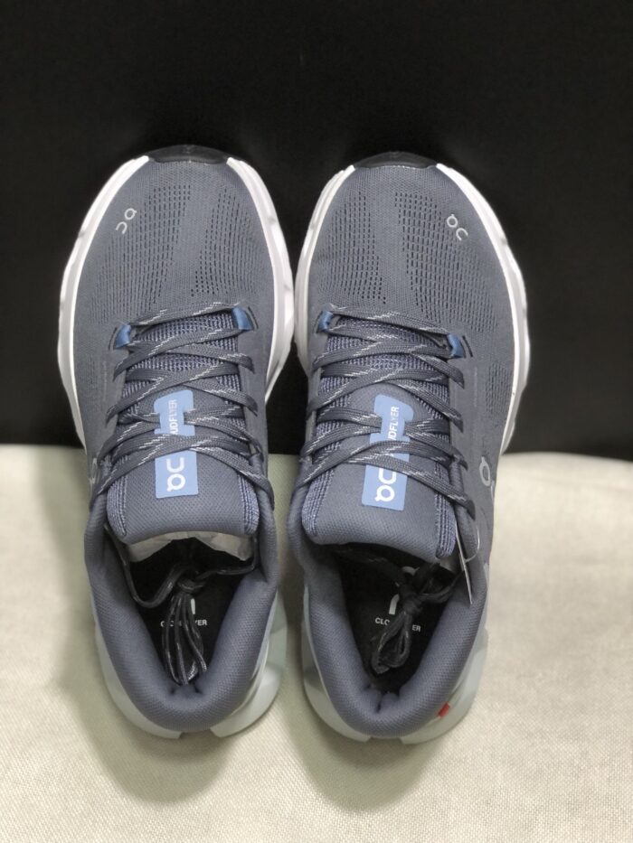 ⁦حذاء On Running اون رانينج كحلي⁩ - الصورة ⁦4⁩