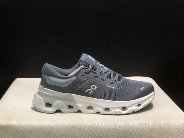 ⁦حذاء On Running اون رانينج كحلي⁩ - الصورة ⁦6⁩