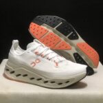 حذاء On Running اون رانينج ابيض برتقالي