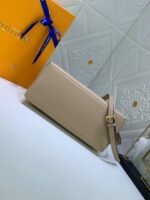 ⁦شنطة لويس فيتون LV⁩ - الصورة ⁦5⁩