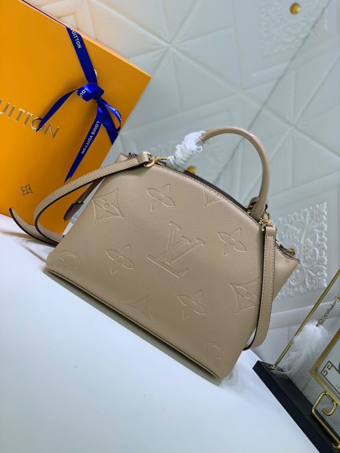 ⁦شنطة لويس فيتون LV⁩ - الصورة ⁦3⁩