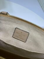 ⁦شنطة لويس فيتون LV⁩ - الصورة ⁦8⁩