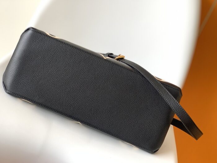 ⁦شنطة لويس فيتون LV⁩ - الصورة ⁦4⁩