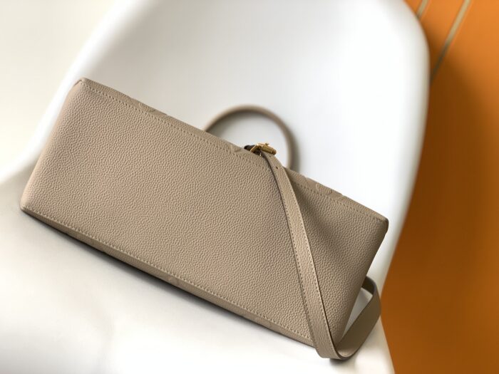 ⁦شنطة لويس فيتون LV⁩ - الصورة ⁦5⁩