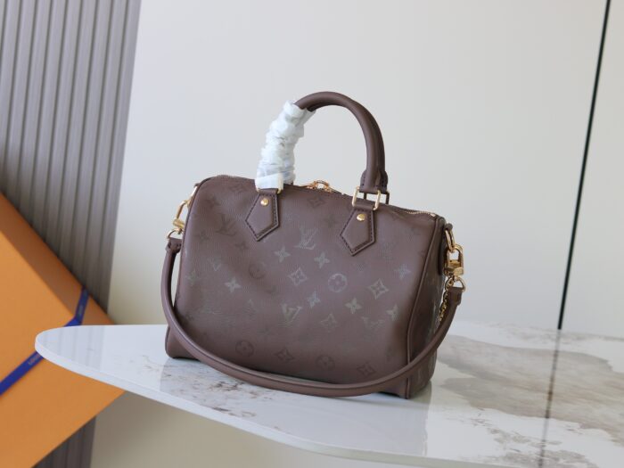 ⁦شنطة لويس فيتون LV⁩ - الصورة ⁦3⁩