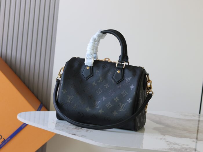 ⁦شنطة لويس فيتون LV⁩ - الصورة ⁦4⁩