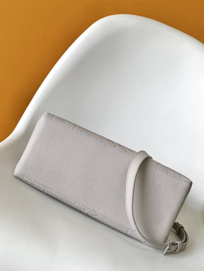 ⁦شنطة لويس فيتون LV⁩ - الصورة ⁦5⁩