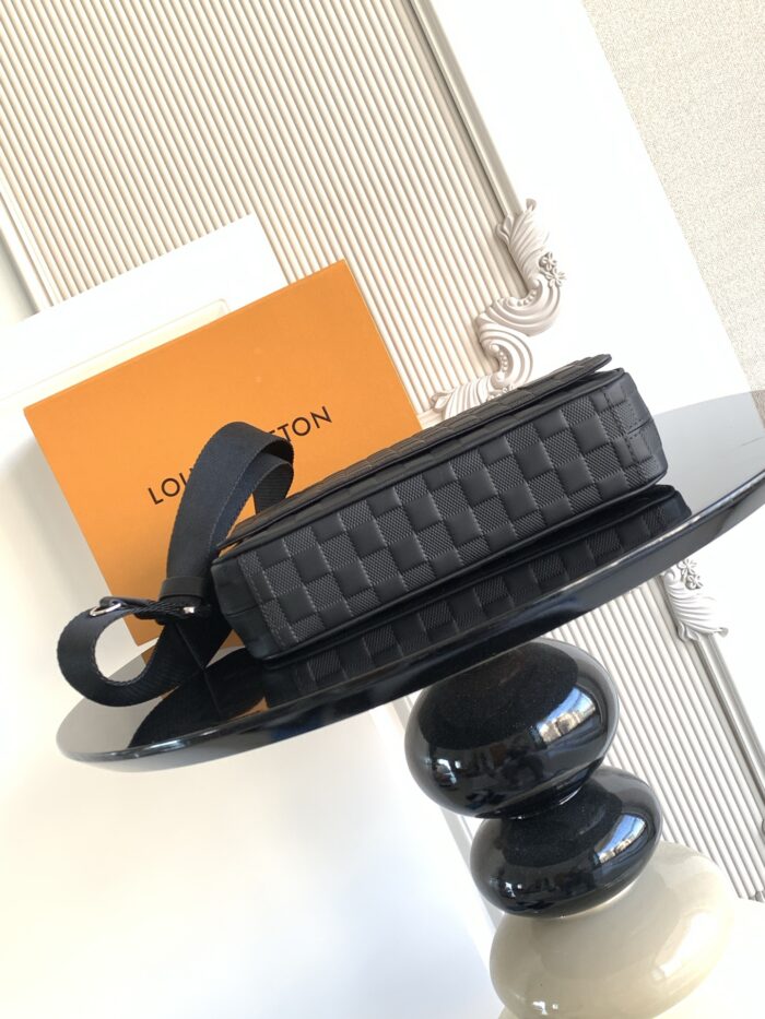 ⁦شنطة لويس فيتون LV⁩ - الصورة ⁦8⁩