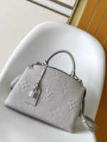 شنطة لويس فيتون LV